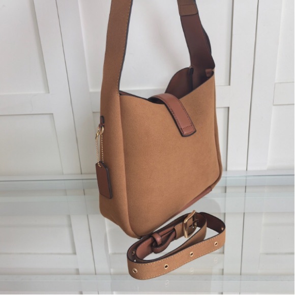 Coach Hadley convertible crossbody bag - Picture 3 of 8